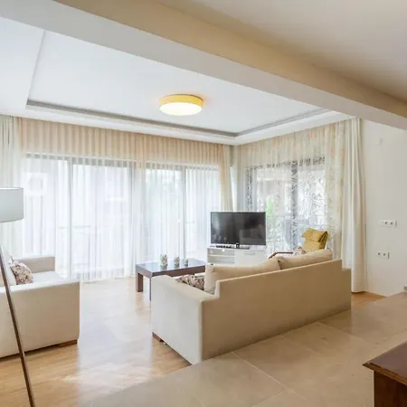 Villa Dilara *